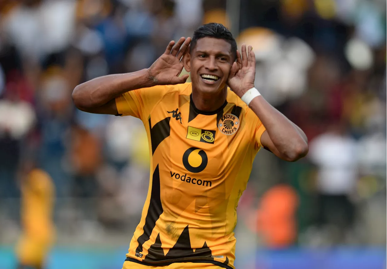 OPINION: Kaizer Chiefs should sell Castillo and buy these two players with the cash