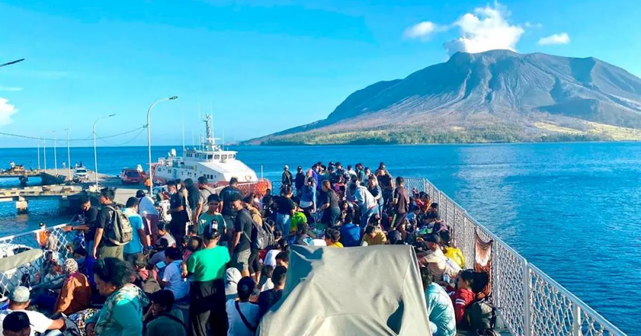 Manado Airport focusing on flight safety due to Mt. Ruang eruption