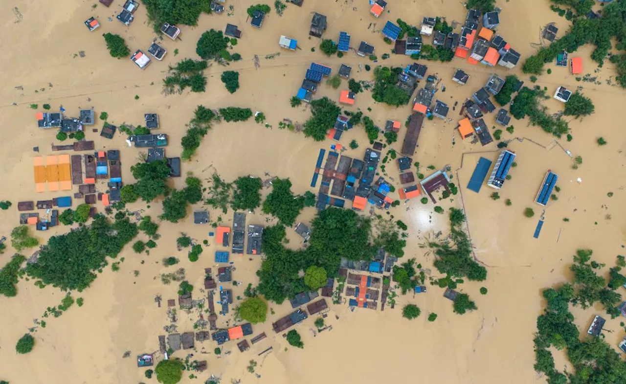 Massive Floods Force Tens of Thousands to Evacuate in China’s Guangdong Region