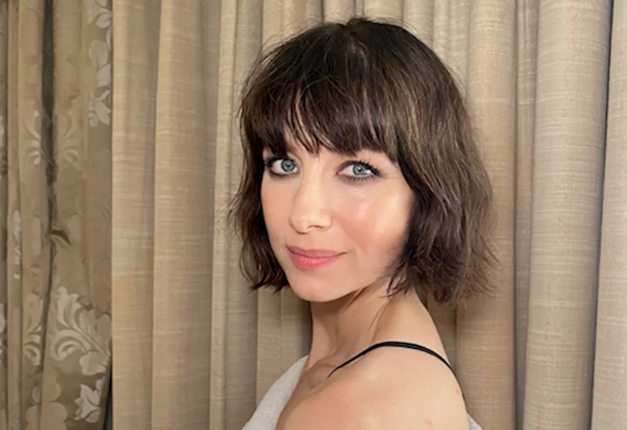 Effortlessly undone! How to recreate Caitriona Balfe's red carpet look at home