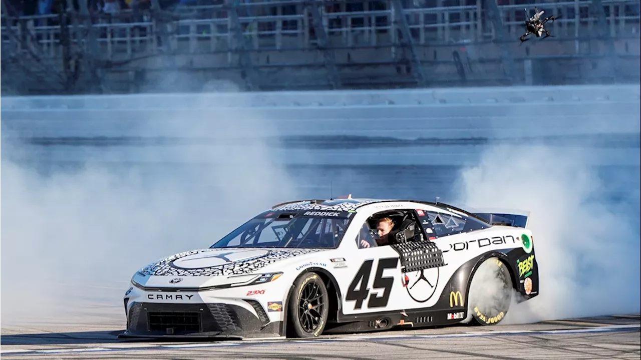 Tyler Reddick steals Talladega win as field crashes at the finish