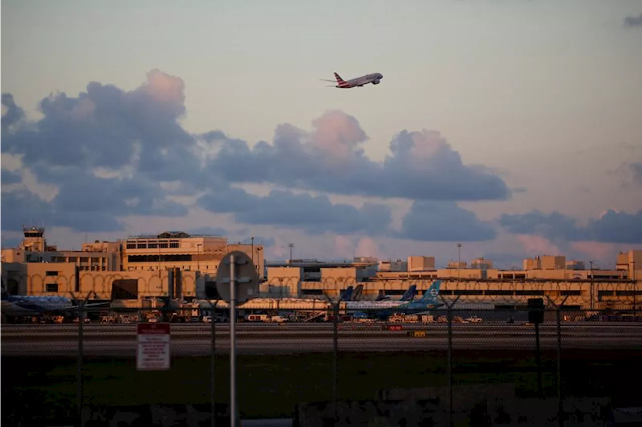 US FAA to mandate use of safety tool by charter airlines, manufacturers