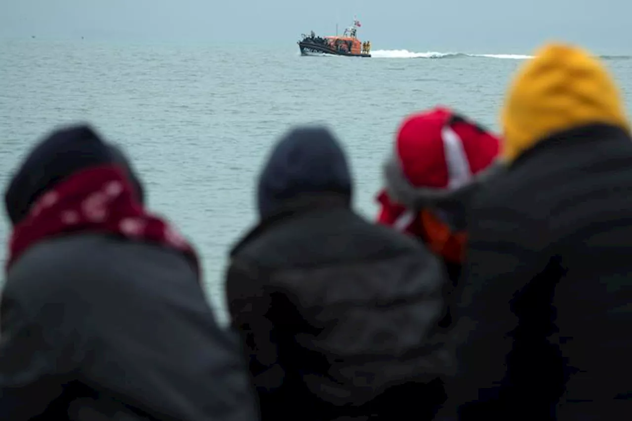 Naufragio nel Canale della Manica, 5 morti migranti: c’è anche un bambino