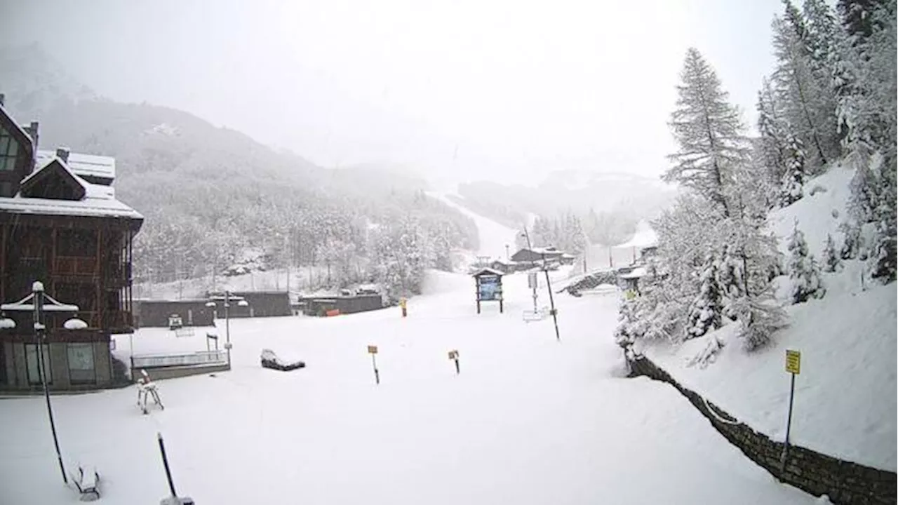 Maltempo, Veneto imbiancato in Toscana nevica sopra i 900 metri, nessuna criticità