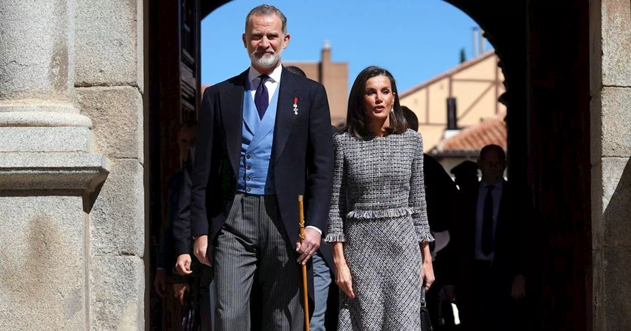 Felipe & Letizia von Spanien präsentieren aufeinander abgestimmten Look