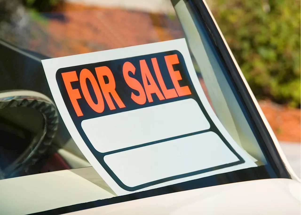 Is selling your car on the street illegal in Burnaby?