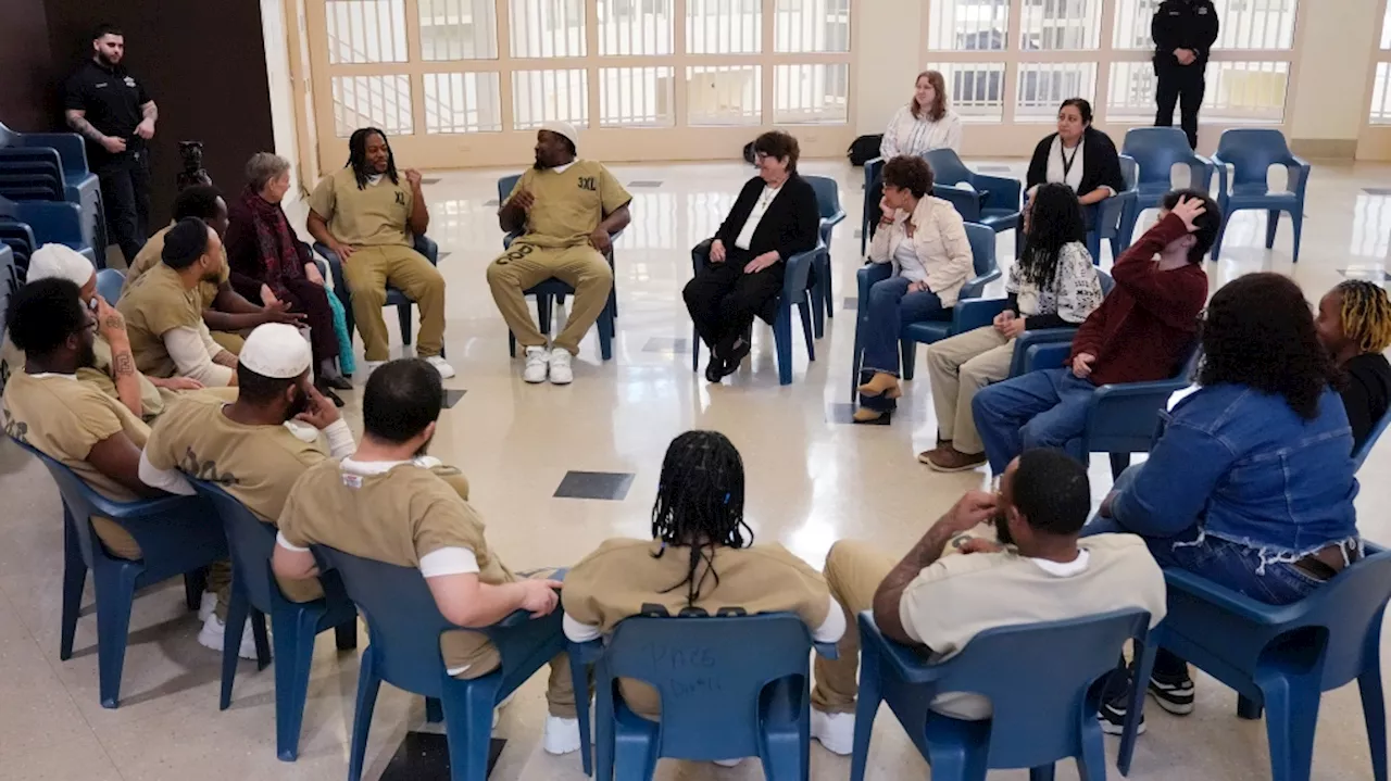 College students, inmates and a nun: A unique book club meets at one of America's largest jails