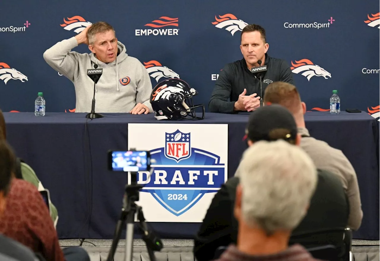 Broncos draft roundtable: Trade up, trade back or stay put at No. 12?