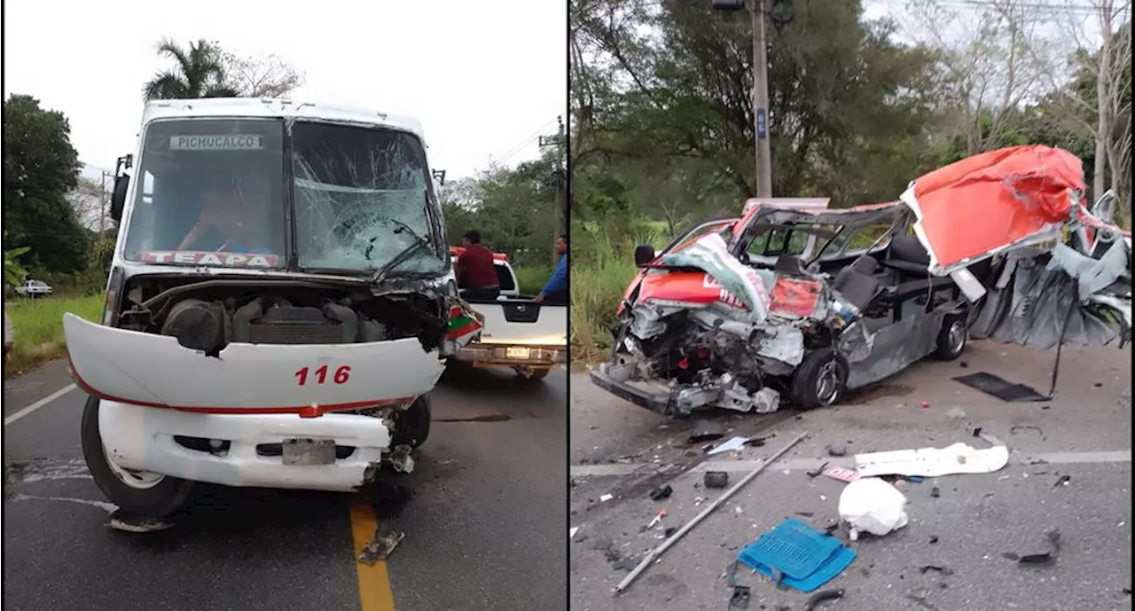 Choque entre unidades de transporte público deja un muerto y 7 heridos en carretera de Tabasco