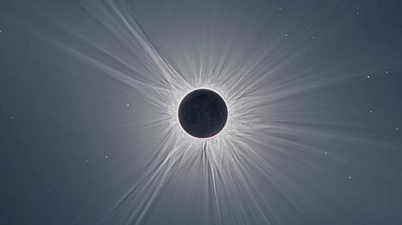 In Photos: Comet Seen During The Total Solar Eclipse Vaporizes Hours Later