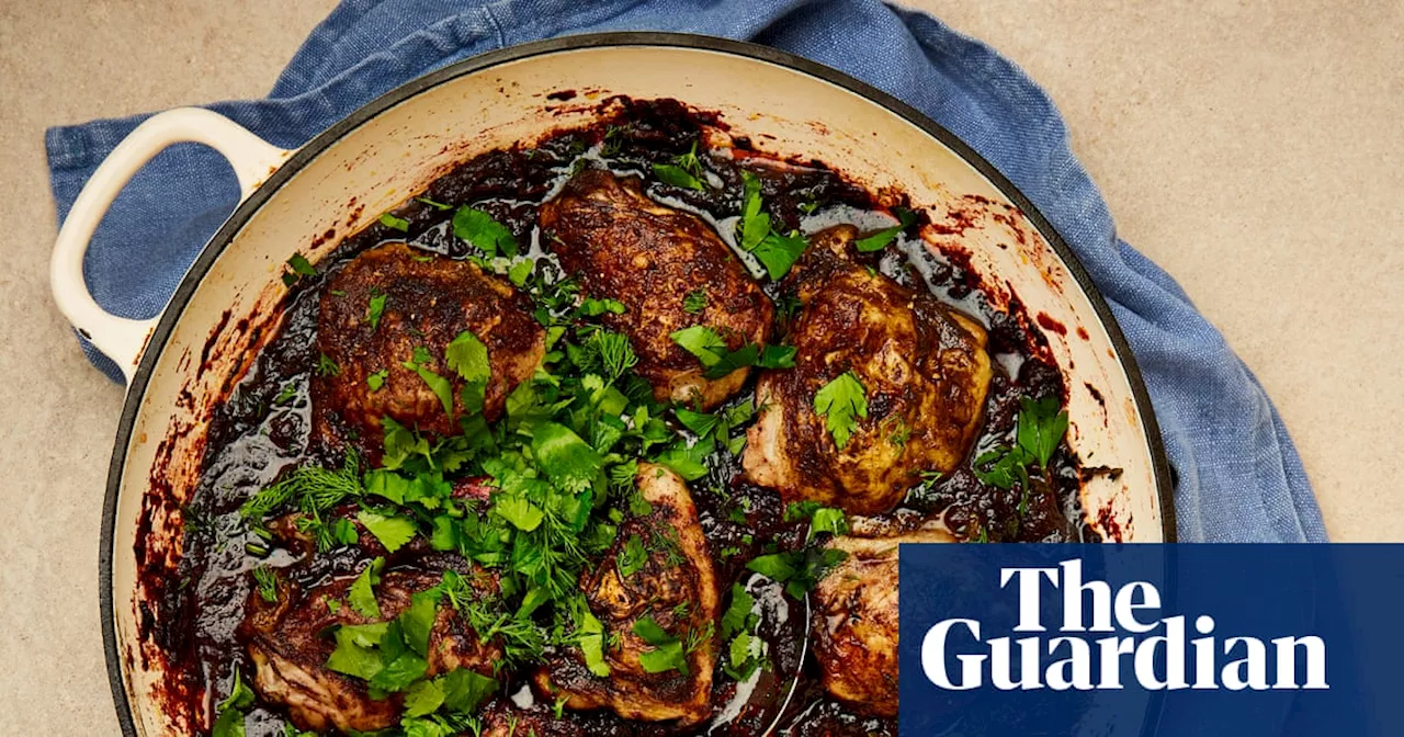 Chicken with charred tomato and hibiscus tinga, and coffee flan – Thomasina Miers’ Mexican recipes