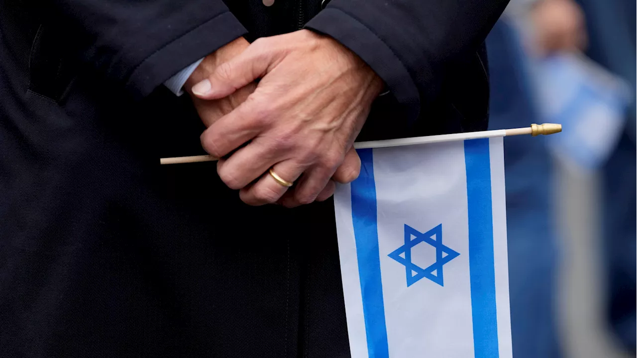 Concerns over antisemitism rise as Jews begin observing Passover