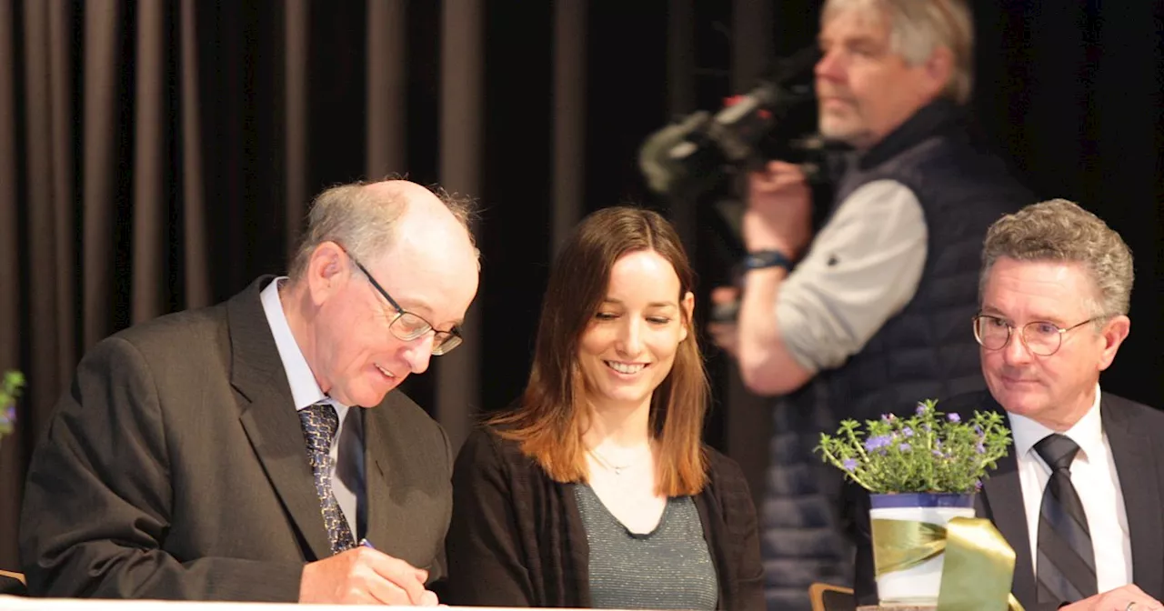 Beverunger Gymnasium wird Schulpartner der Yad-Vashem-Gedenkstätte