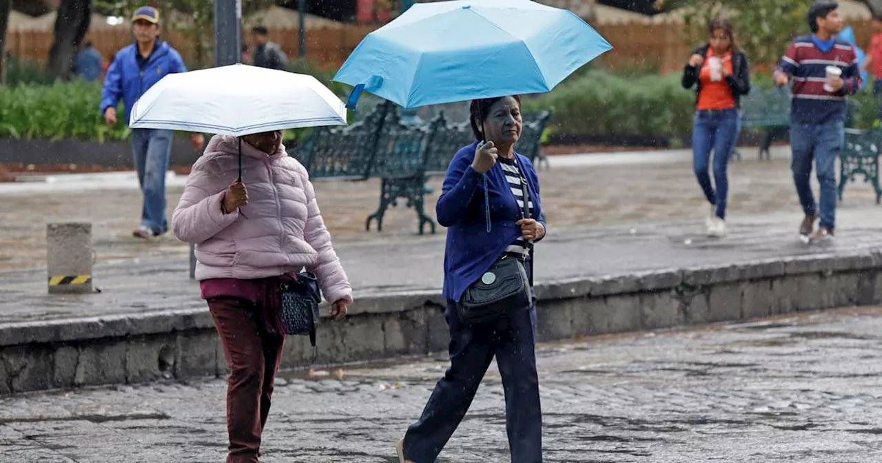 Al menos 691 municipios están en riesgo de deslizamientos por fuertes lluvias en el país