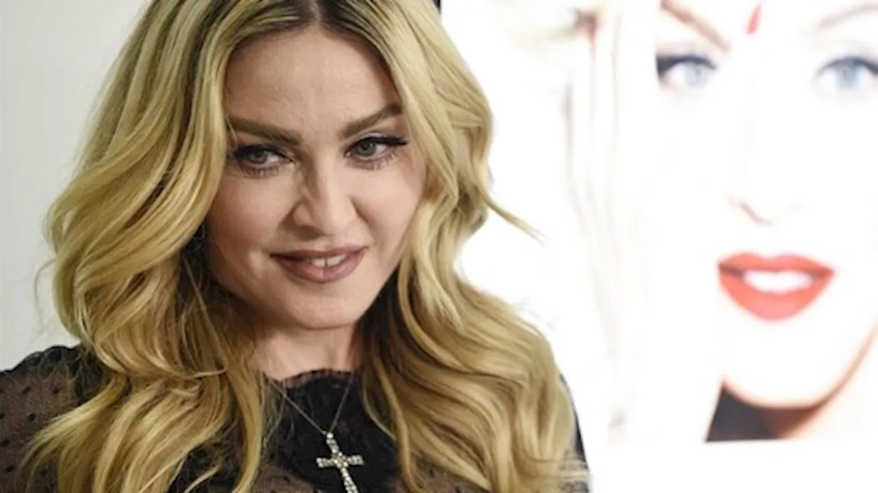 Fans klagen Madonna weer aan omdat concert veel te laat begon