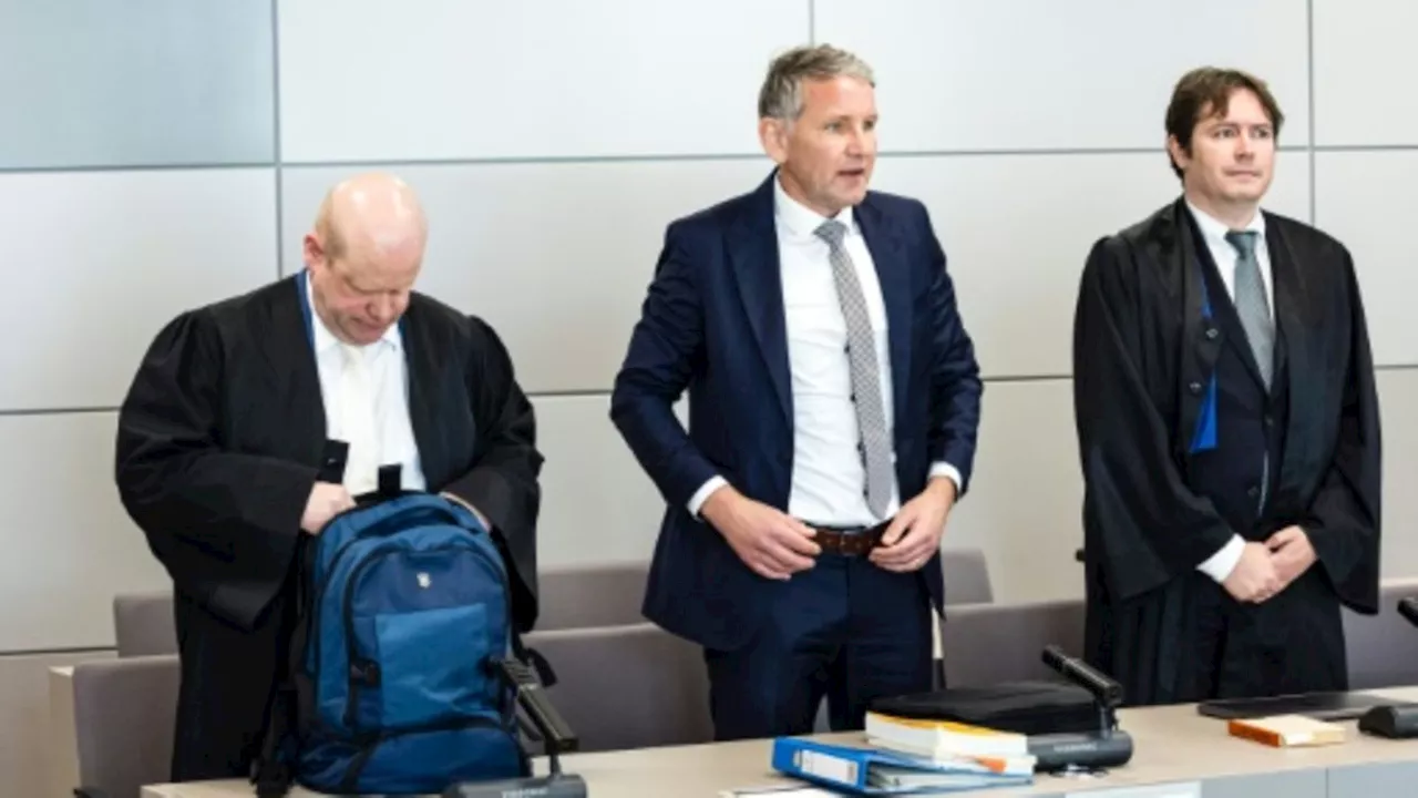 Prozess wegen Verwendung von NS-Parole: Höcke weist Vorwürfe zurück