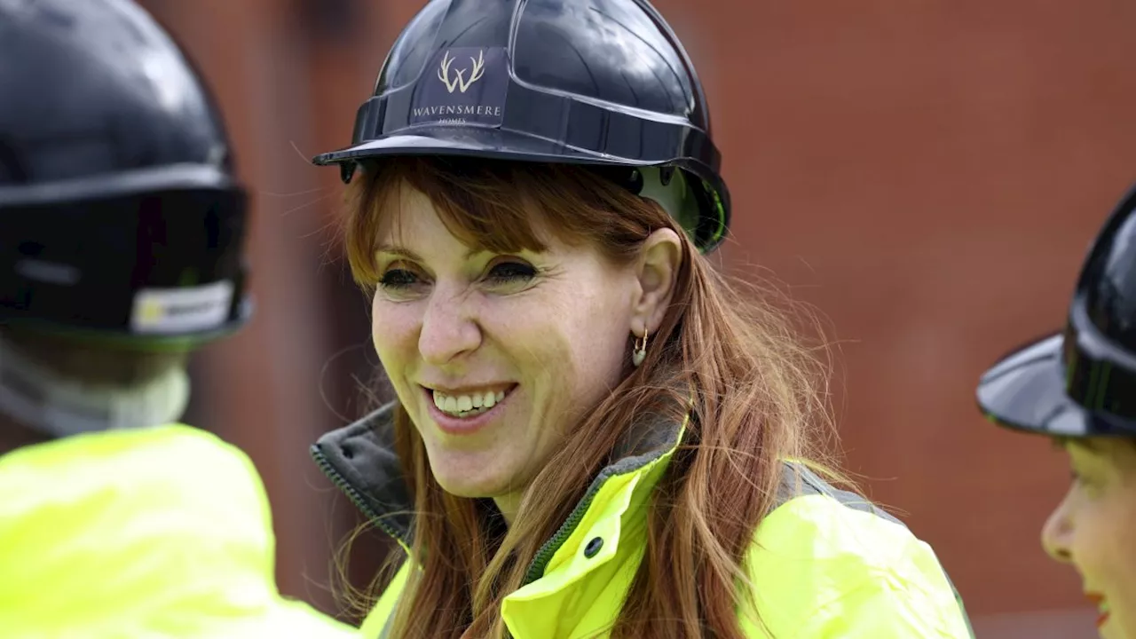 Something about Angela Rayner turns men into jumpy teenage boys