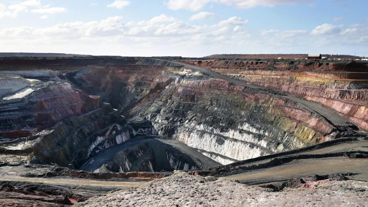 WorkSafe investigating after man dies at St Ives mine site near Kambalda, WA