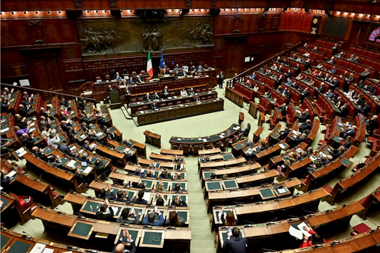 Def: la Camera approva la risoluzione di maggioranza, 197 sì