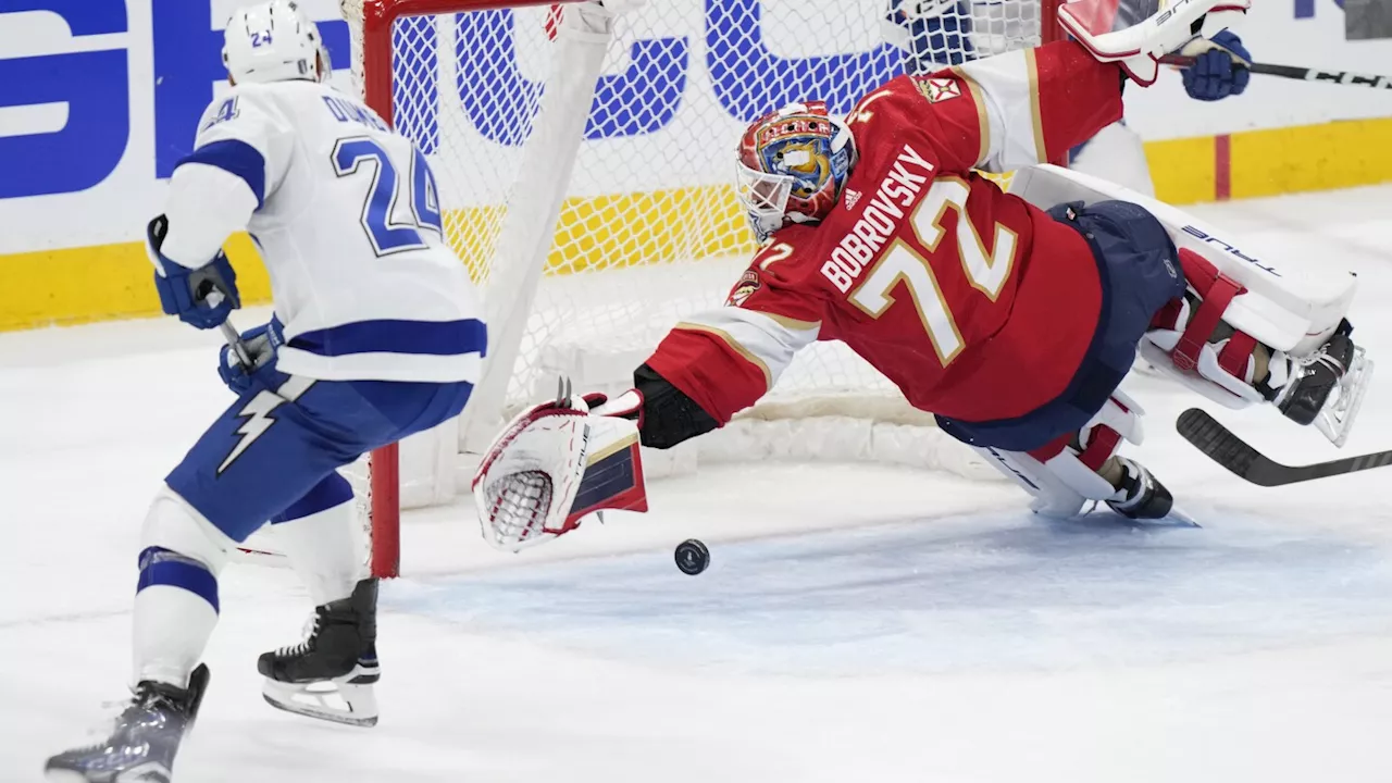 Bobrovsky makes incredible save during Panthers-Lightning playoff game