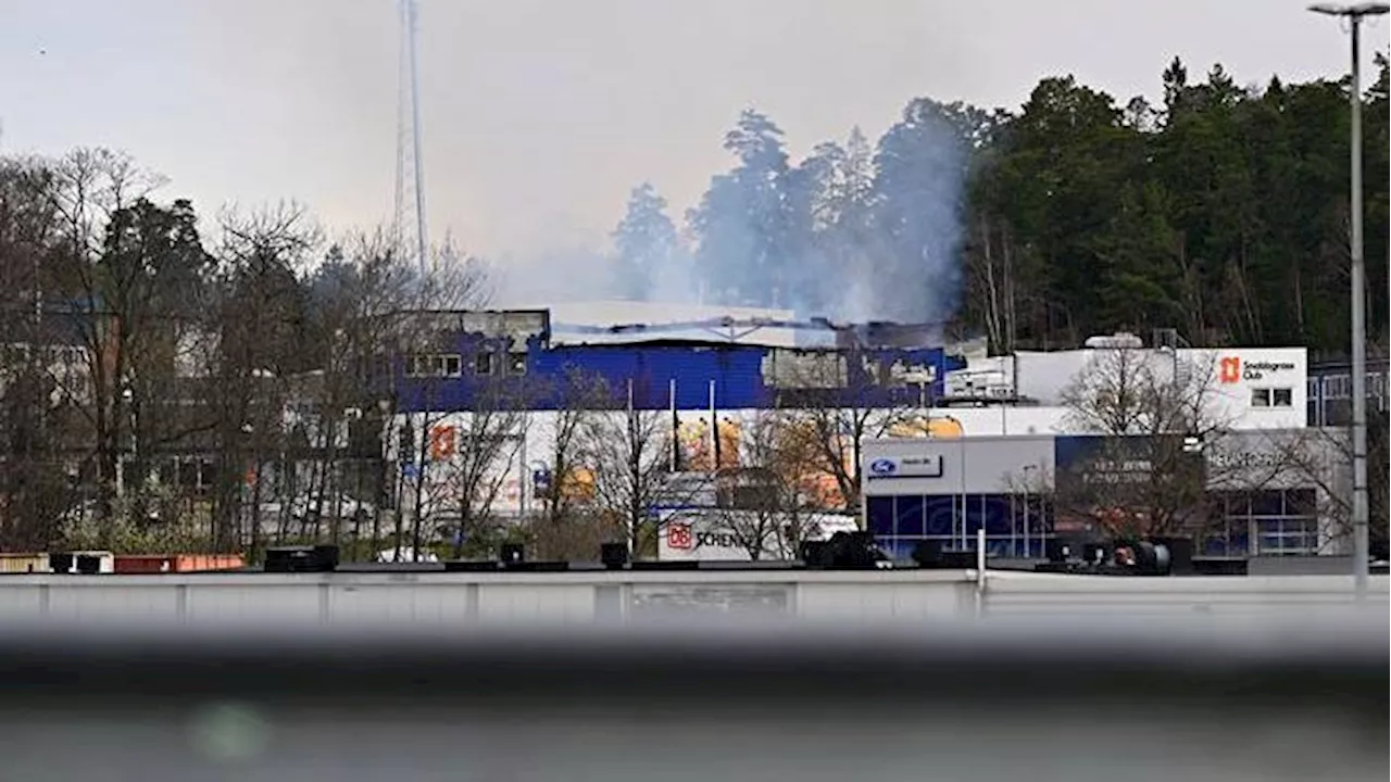  Industribrand i Södertälje – boende varnades