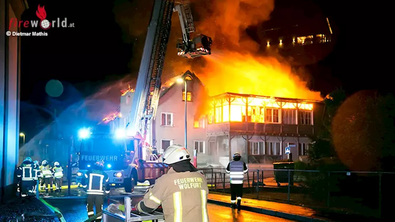 Vbg: Vollbrand eines Mehrfamilienhauses in Kennelbach → 8 Leichtverletzte