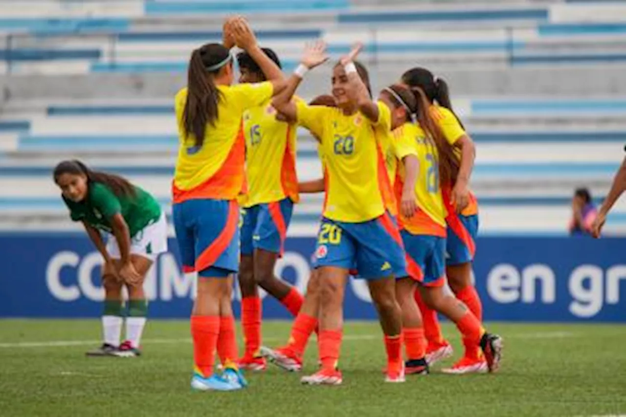 Selección Colombia Femenina vs Perú: Partido demorado por lluvia