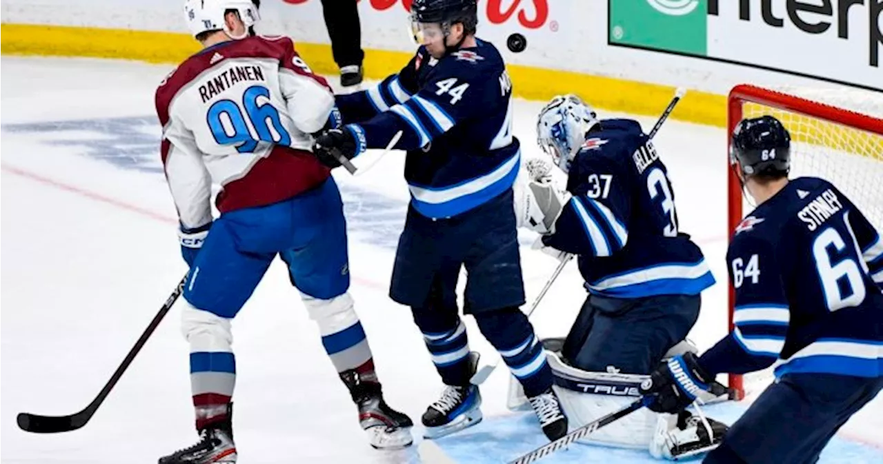 ANALYSIS: Momentum swings against Jets for Game 3 — if you believe that kind of thing