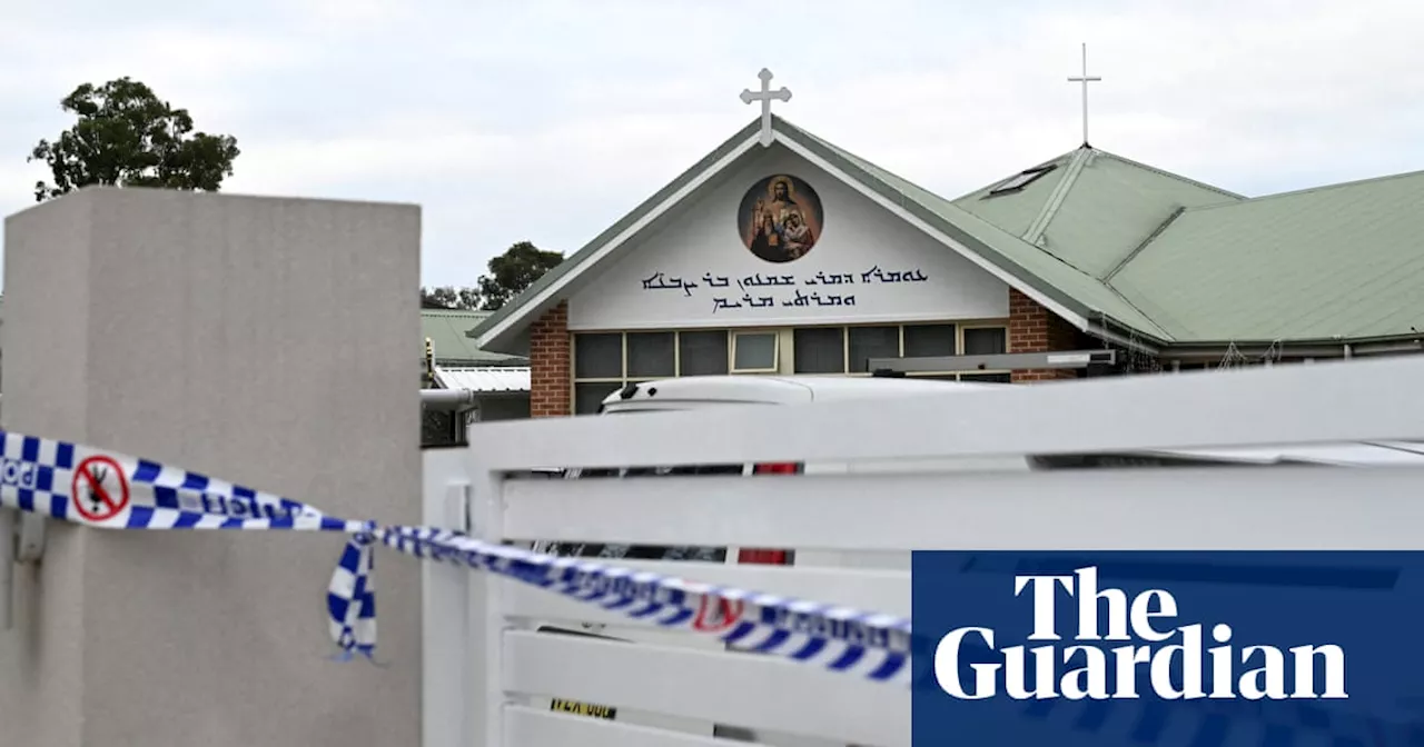 Counter-terror raids launched in Sydney as part of investigation into Wakeley church stabbing