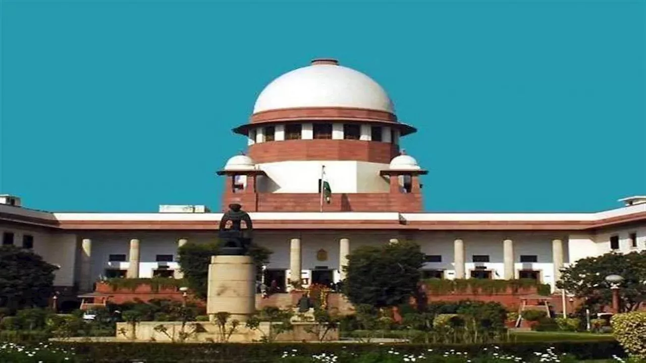 बंगाल में 24 हजार शिक्षकों की नियुक्ति रद का मामला पहुंचा SC, ममता सरकार ने बंगाल HC के फैसले पर जताई नाराजगी