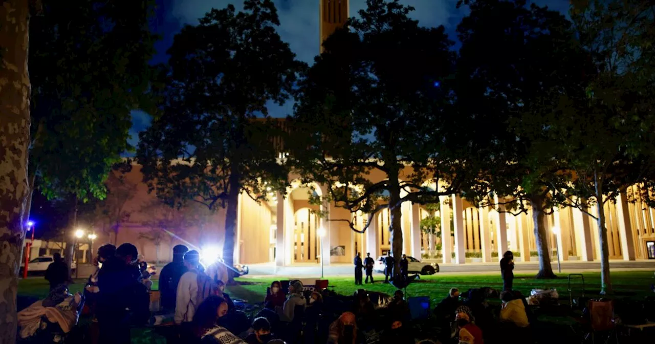 Pro-Palestinian Demonstrators At USC Join Camp-In Movement On Heels Of Valedictorian Controversy