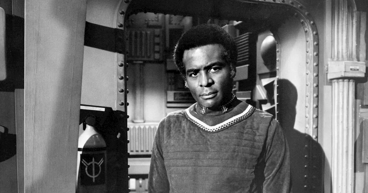 Terry Carter, actor known for original 'Battlestar Galactica' series and 'McCloud,' dies at 95