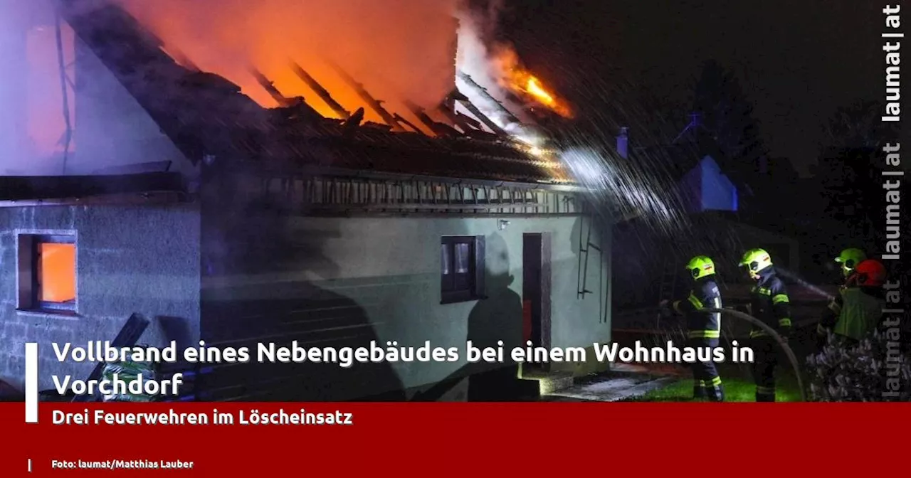 Vollbrand eines Nebengebäudes bei einem Wohnhaus in Vorchdorf