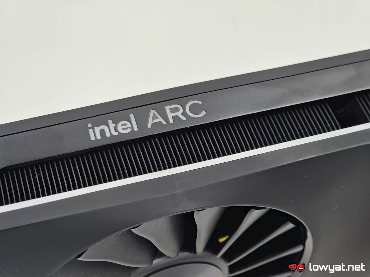 Intel ARC Battlemage GPUs To Support UHBR13.5