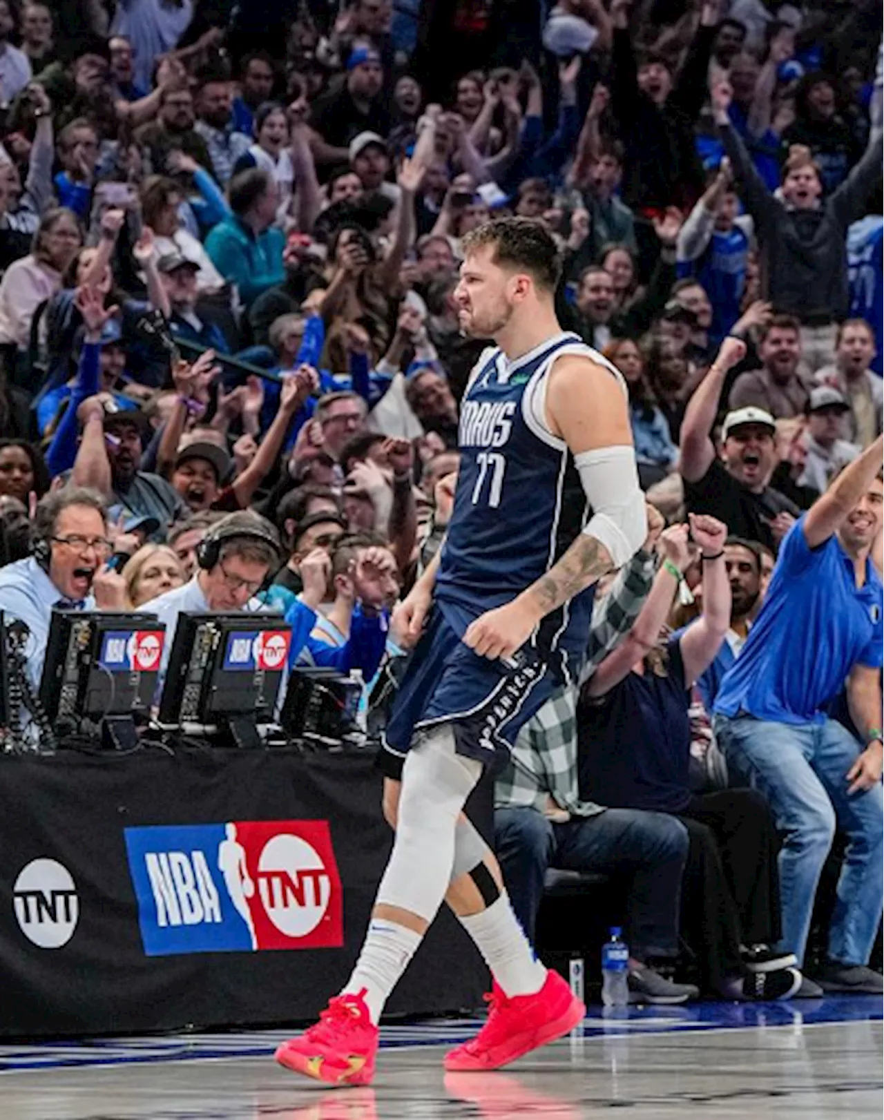 Doncic shines as Mavs sink Clippers; Timberwolves down Suns