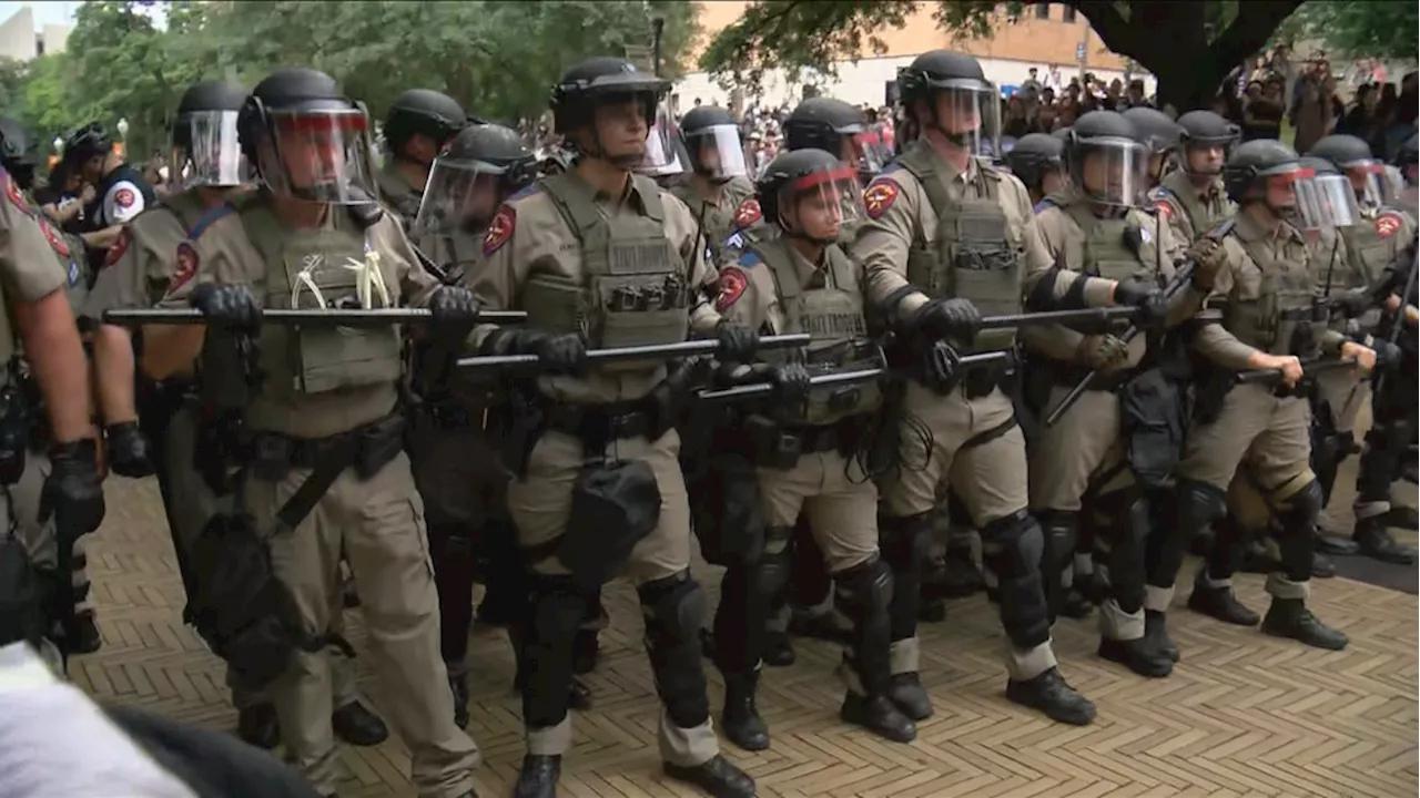 Multiple people detained as police and pro-Palestine protesters clash at UT Austin