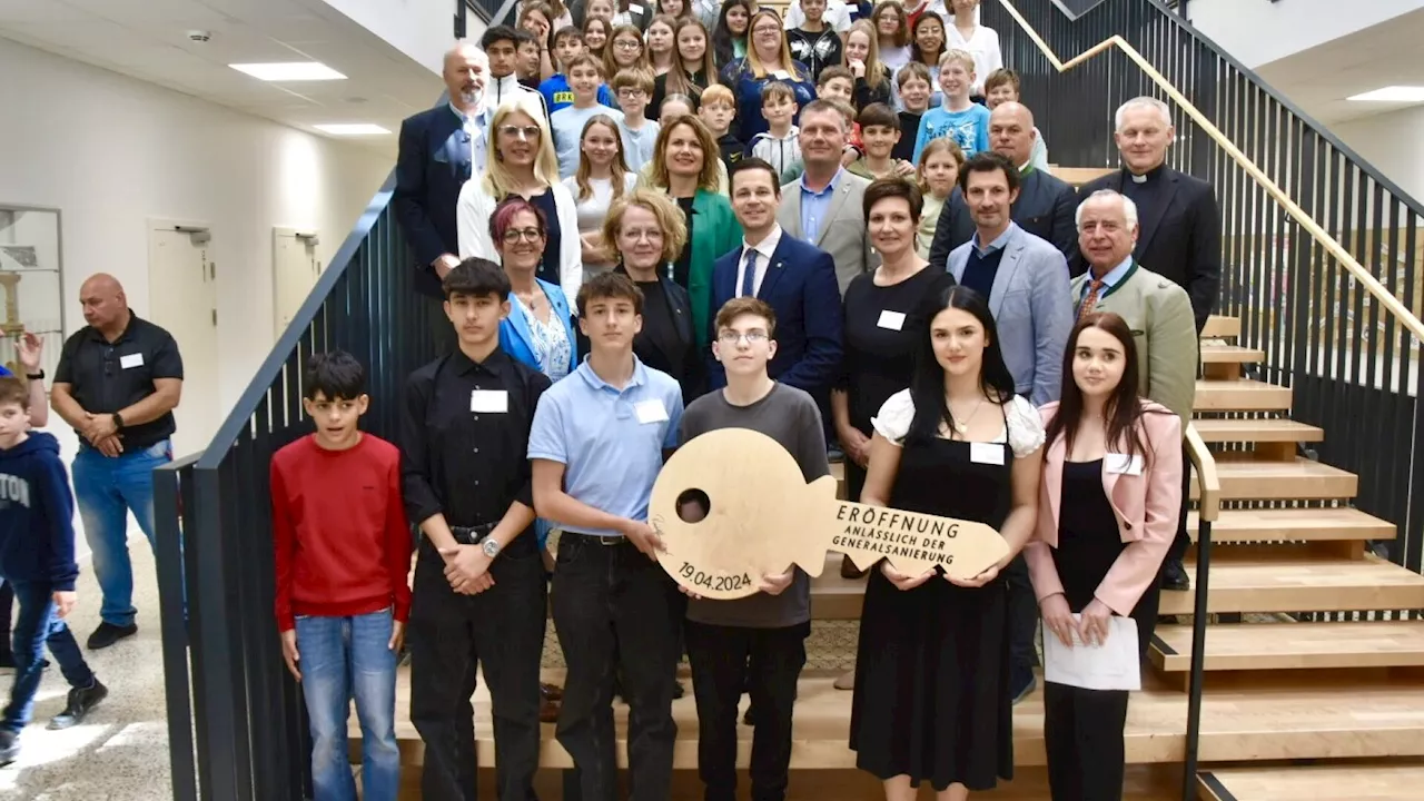 Orther Informatik-Mittelschule wurde feierlich eröffnet