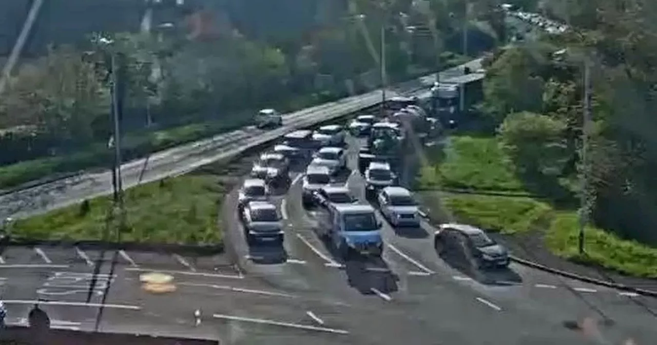 A52 Clifton Boulevard live updates as crash causes lane closure and delays