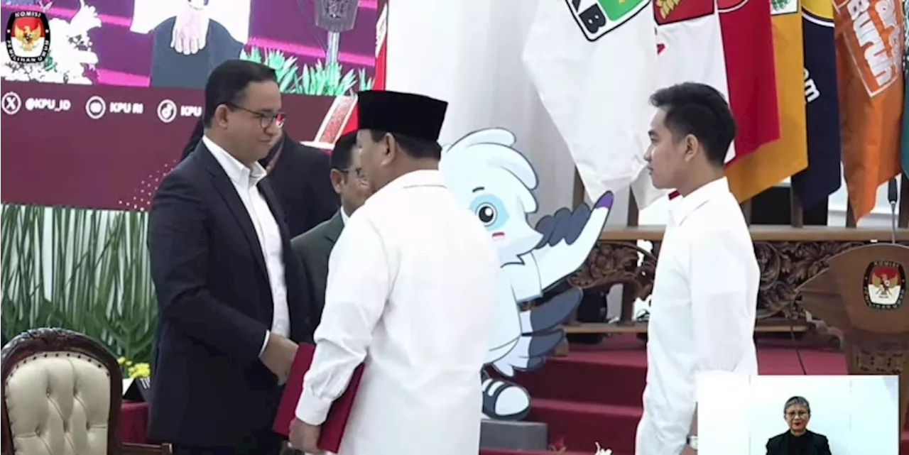 Anies Respons Sindiran Prabowo soal Senyuman Berat: Biasa Saja