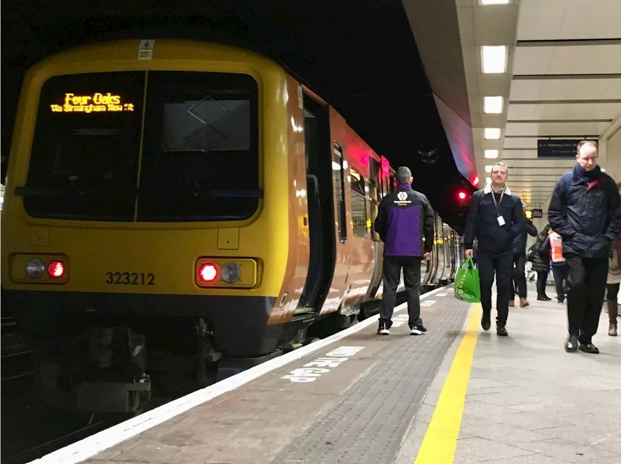 Trains delayed or cancelled out of Birmingham New Street due to police incident