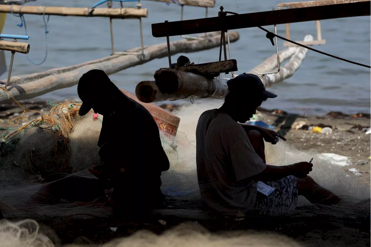 Authorities having issues nabbing those using illegal fishing methods in Sabah's rivers