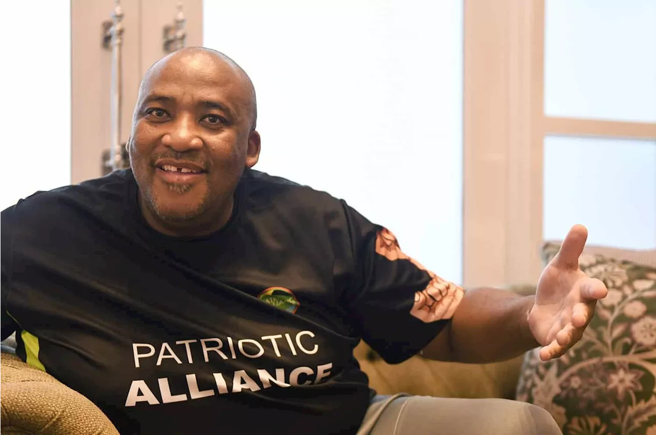 WATCH: Gayton McKenzie meets with ‘gangsters to make peace’