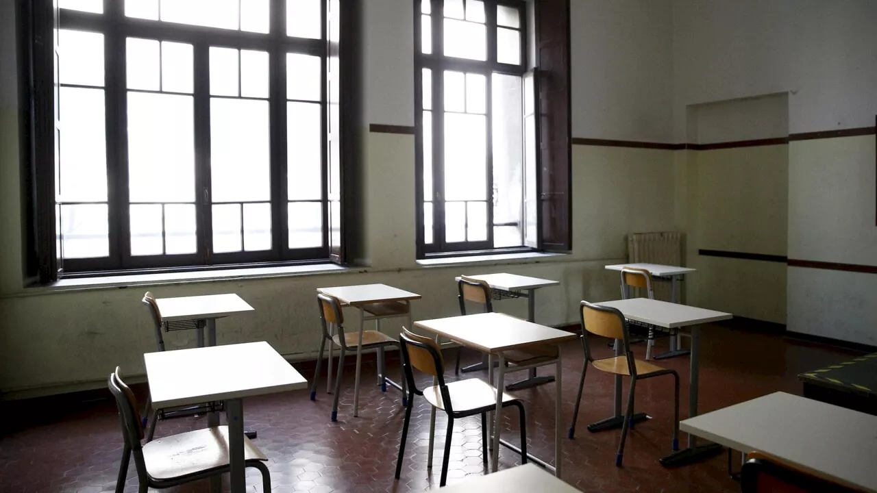 La scuola dove viene suonata "Faccetta Nera" per il 25 aprile