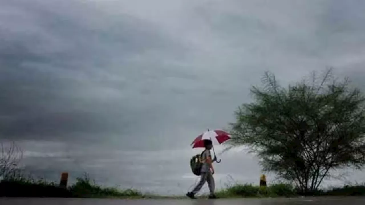 Kerala Weather: മഴ വരുന്നുണ്ടേ... കുടയെടുത്തോളൂ...! സംസ്ഥാനത്തെ ഈ ജില്ലകളിൽ ഇടിമിന്നലോടു കൂടിയ മഴയ്ക്ക് സാധ്യത