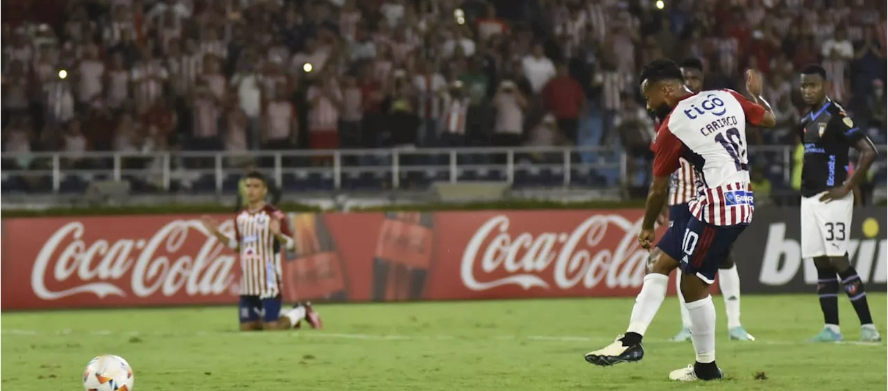 Desde el punto penal, Junior botó la victoria ante Liga de Quito