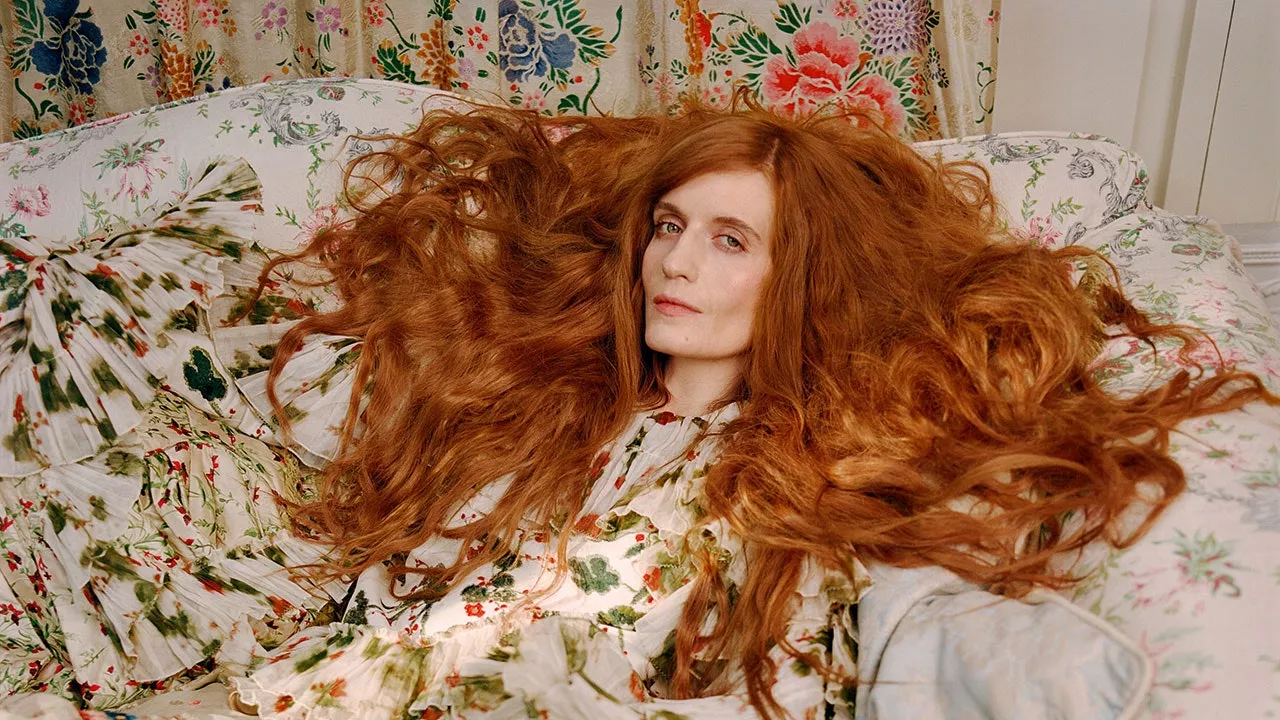 Florence Welch Talks Down-Time, Taylor Swift And Her Proms Debut