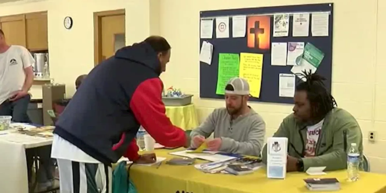 Resource fair guides previously incarcerated Northeast Ohioans to a stable life