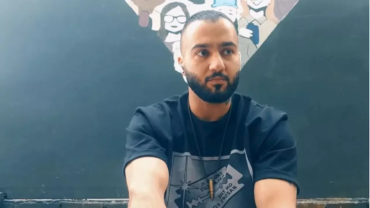 Rapper iraniano é condenado à morte por incitar protestos contra governo