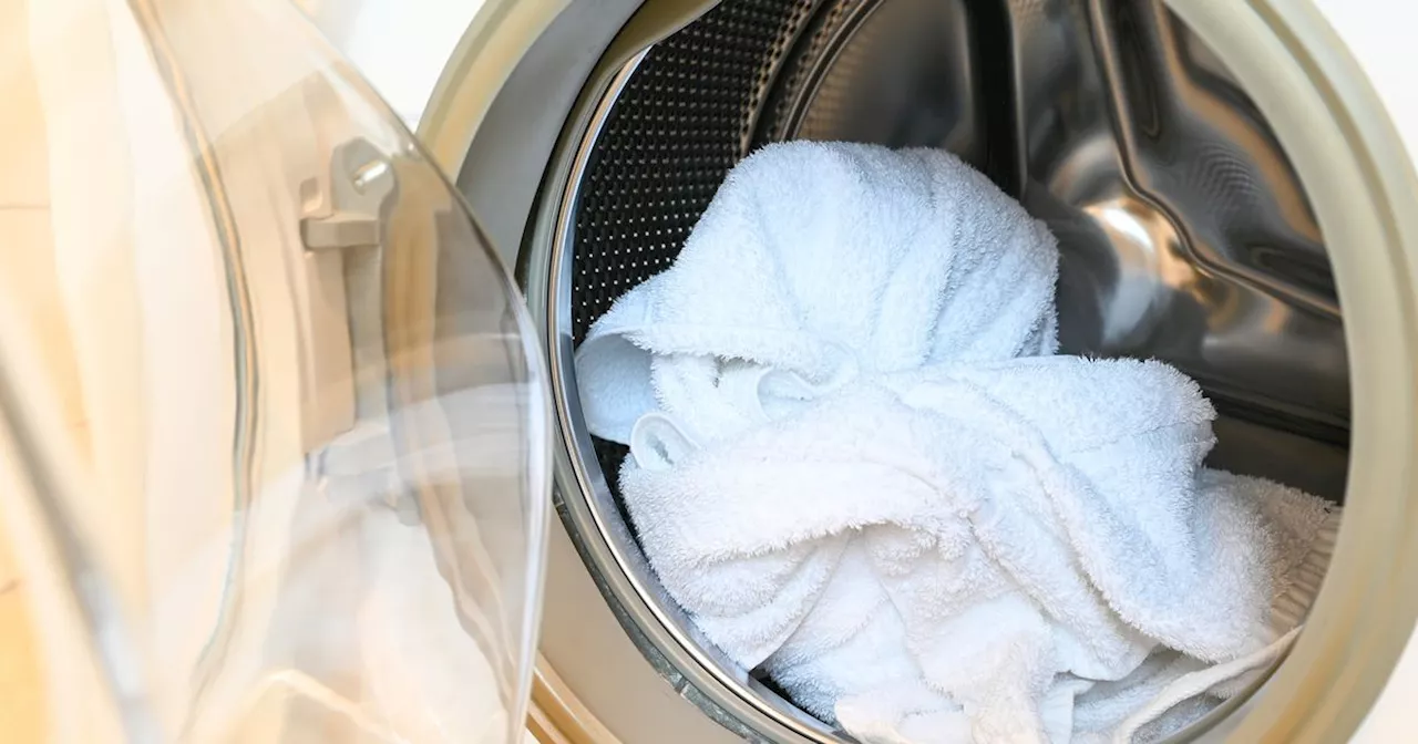 Soften ‘stiff and scratchy’ towels with baking soda and one other item