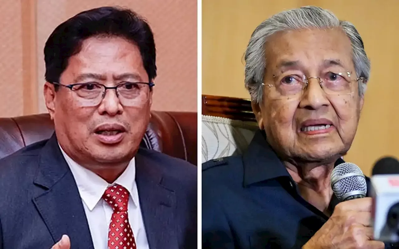 Mahathir under investigation, confirms MACC